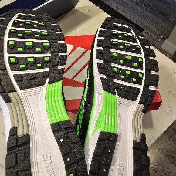 COPY - Mens Nike P-6000 CD6404-300 Green Strike/White/Metallic Silver/Black Men… - Picture 5 of 11